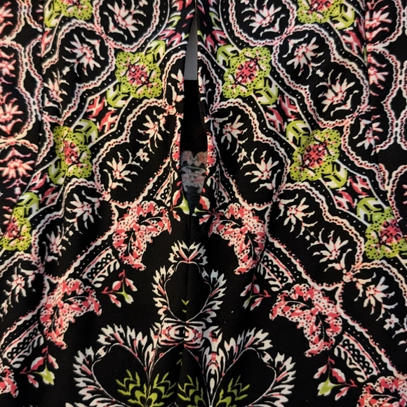 Organic Flower Print Dress - Picture 5 of 6